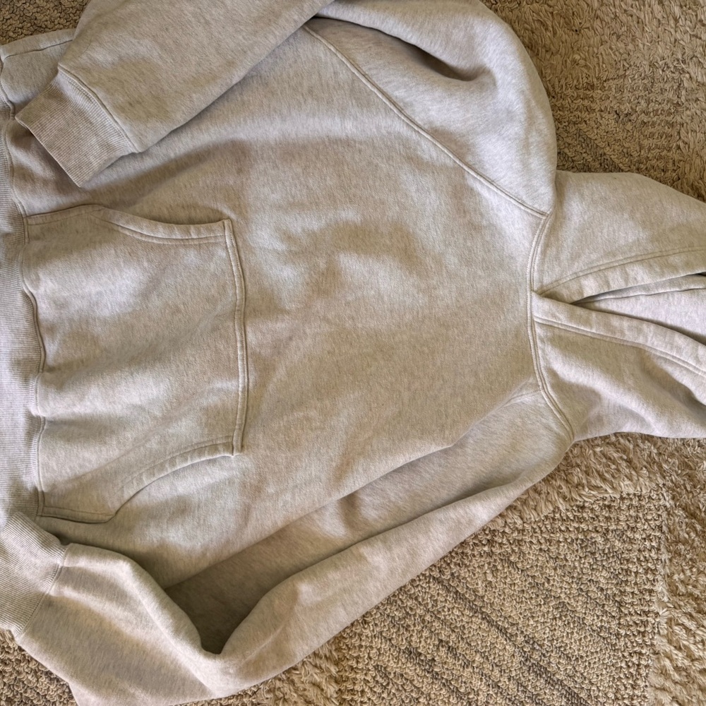Aritizia, Abercrombie, American Eagle sweatshirts! - Picture 11 of 12